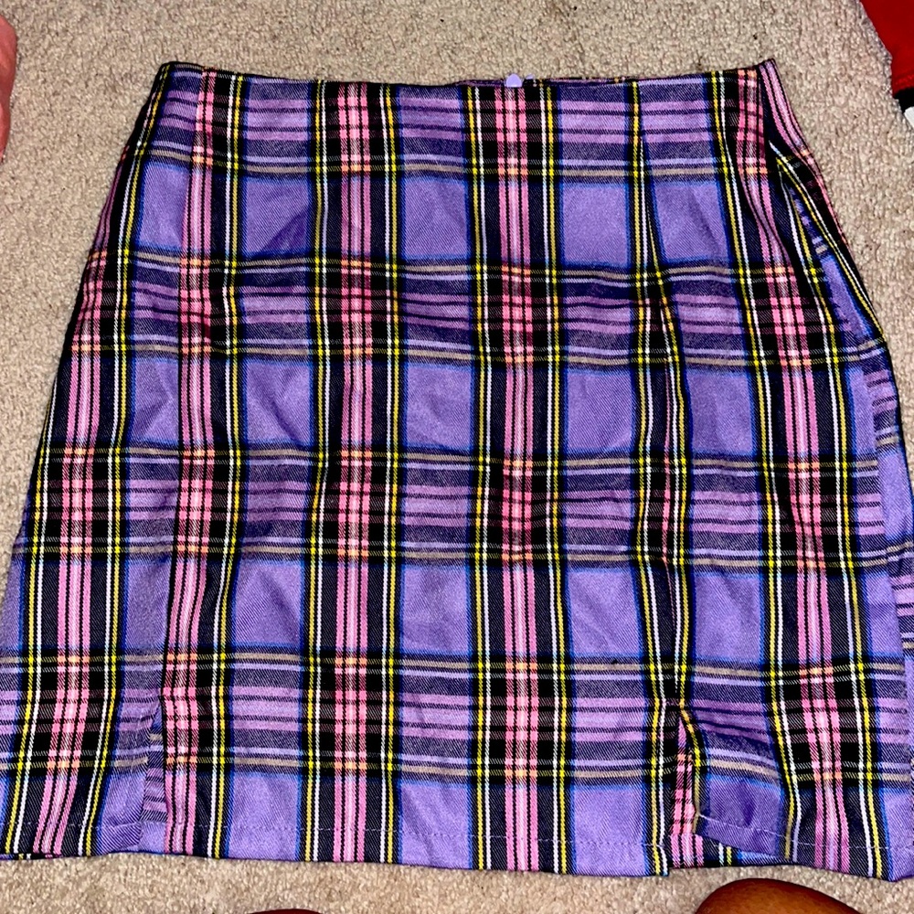 SHEIN- size small skirt
